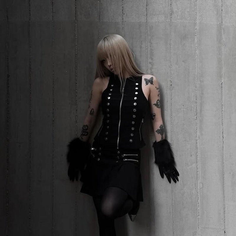 Metal Buckle Sleeveless Top - Image 2